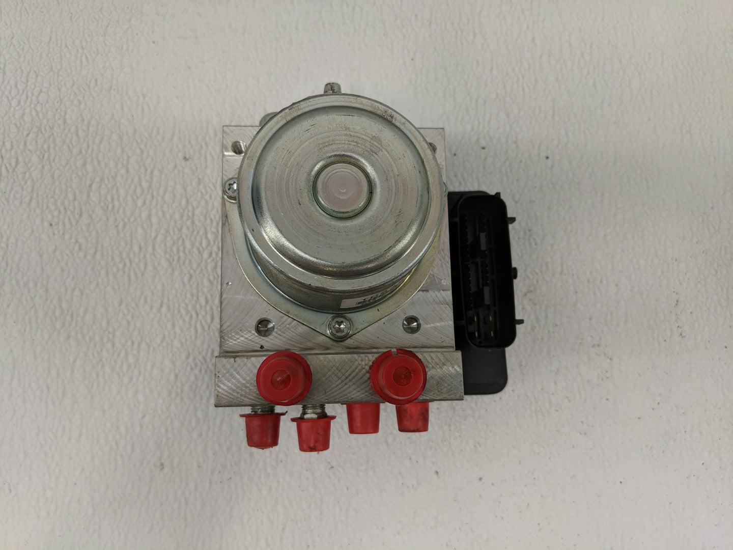 2017 Nissan Juke ABS Pump Control Module Replacement P/N:TD8405 Fits OEM Used Auto Parts - Oemusedautoparts1.com