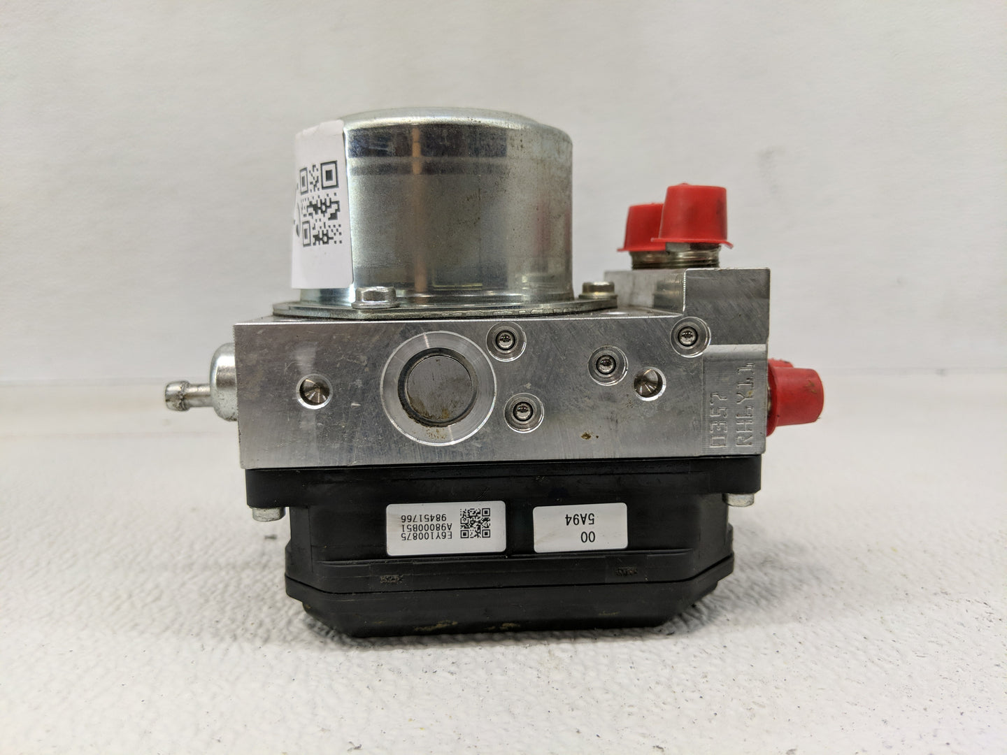 2017 Nissan Juke ABS Pump Control Module Replacement P/N:TD8405 Fits OEM Used Auto Parts - Oemusedautoparts1.com