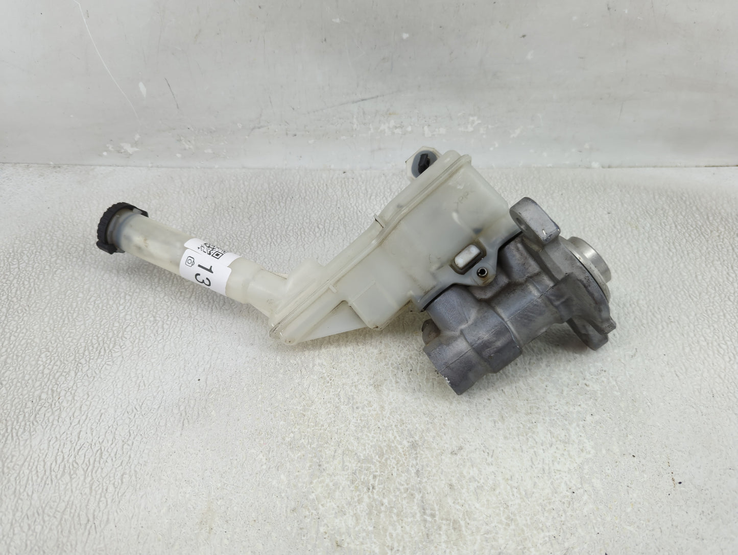2011-2017 Nissan Juke Brake Master Cylinder - Oemusedautoparts1.com