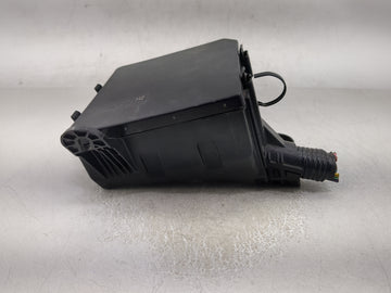 2011-2017 Nissan Juke Fusebox Fuse Box Panel Relay Module P/N:284B7 3RA1B Fits Fits 2011 2012 2013 2014 2015 2016 2017 OEM Used Auto Parts