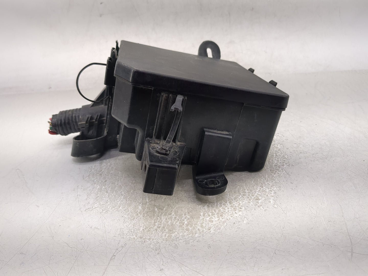 2011-2017 Nissan Juke Fusebox Fuse Box Panel Relay Module P/N:284B7 3RA1B Fits Fits 2011 2012 2013 2014 2015 2016 2017 OEM U
