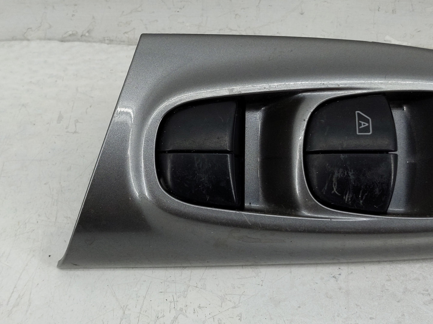2011-2017 Nissan Juke Master Power Window Switch Replacement Driver Side Left P/N:25401 1KA0B Fits OEM Used Auto Parts - Oem