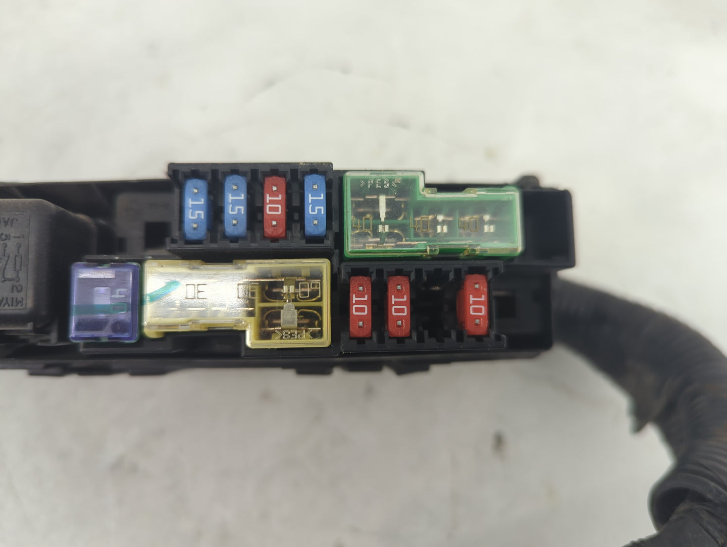 2011-2017 Nissan Juke Fusebox Fuse Box Panel Relay Module P/N:7154-7223-30 Fits Fits 2011 2012 2013 2014 2015 2016 2017 OEM 