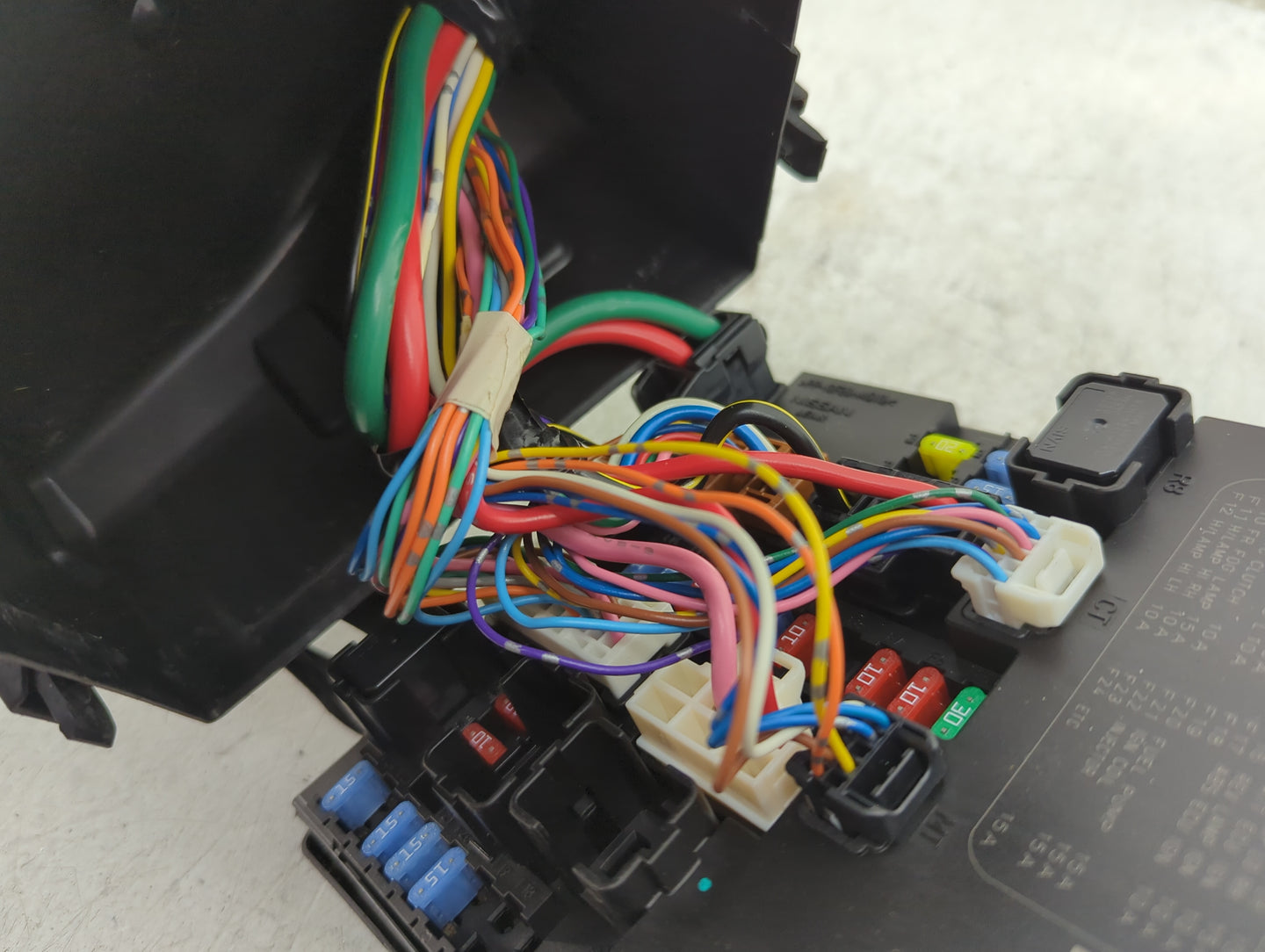 2011-2017 Nissan Juke Fusebox Fuse Box Panel Relay Module P/N:284B7 1KJ1E Fits Fits 2011 2012 2013 2014 2015 2016 2017 OEM U
