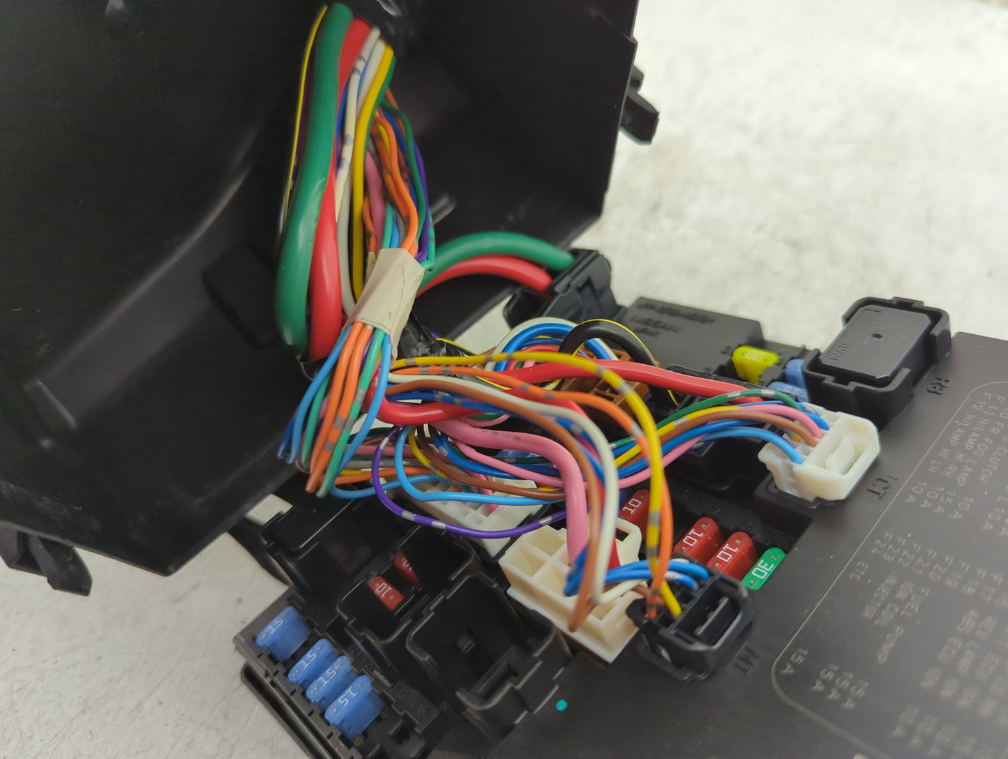 2011-2017 Nissan Juke Fusebox Fuse Box Panel Relay Module P/N:284B7 1KJ1E Fits Fits 2011 2012 2013 2014 2015 2016 2017 OEM U