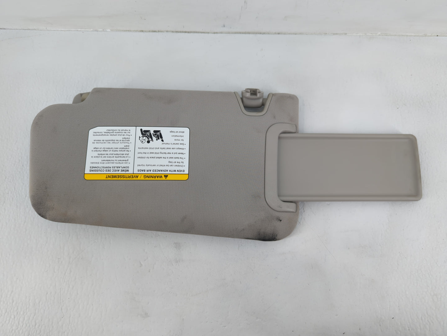 2015-2017 Nissan Juke Sun Visor Shade Replacement Passenger Right Mirror Fits Fits 2015 2016 2017 OEM Used Auto Parts - Oemu