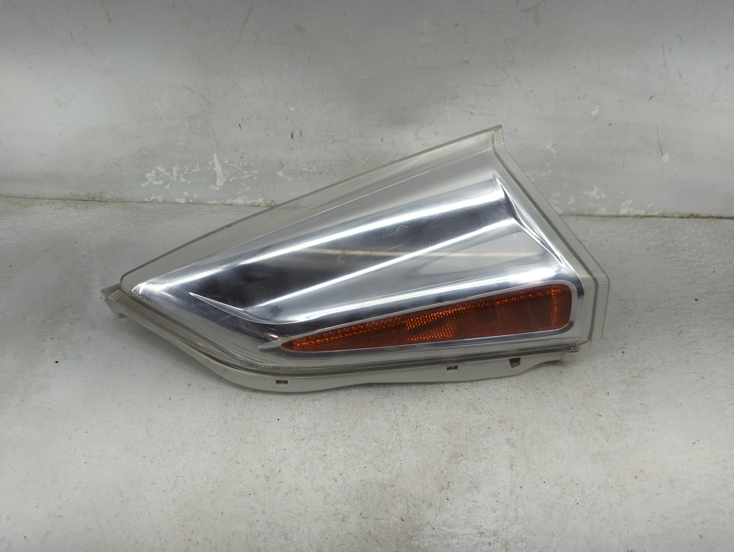 2015-2017 Nissan Leaf Tail Light Assembly Passenger Right OEM Fits Fits 2015 2016 2017 OEM Used Auto Parts - Oemusedautopart