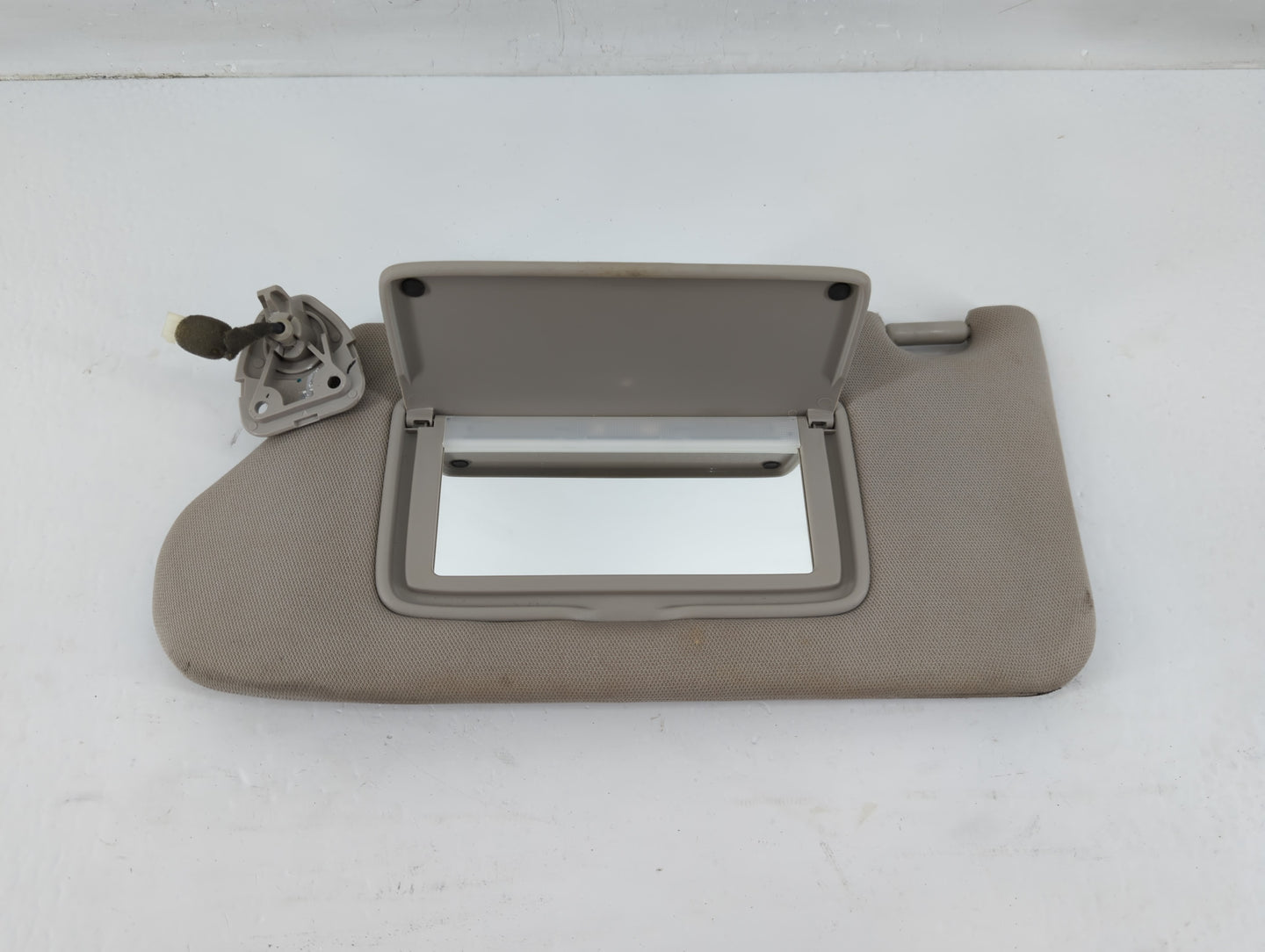 2016-2017 Nissan Maxima Sun Visor Shade Replacement Driver Left Mirror Fits Fits 2016 2017 OEM Used Auto Parts - Oemusedauto
