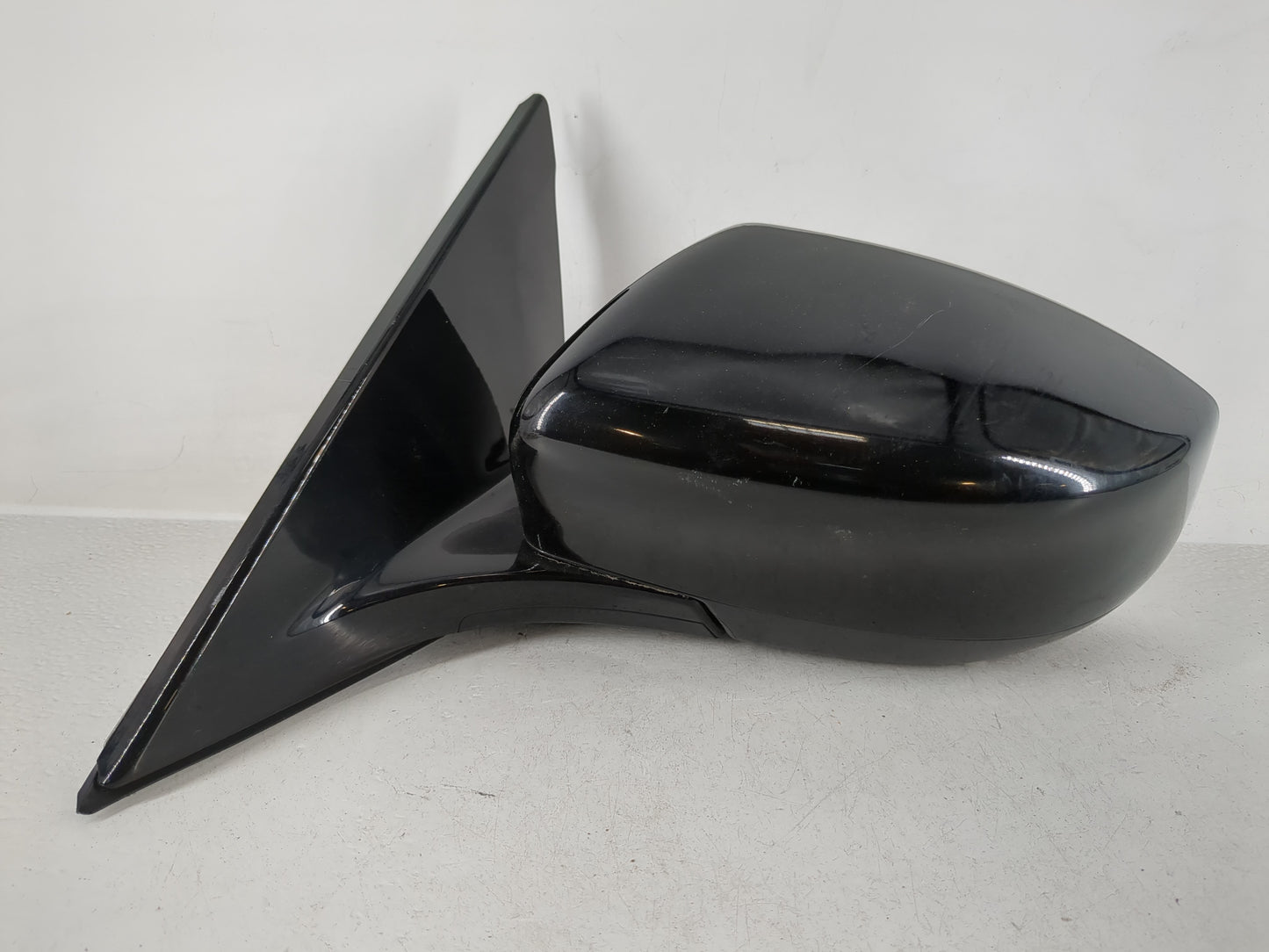 2016-2020 Nissan Maxima Driver Side View Mirror - Left Door Mirror OEM Used - Oemusedautoparts1.com