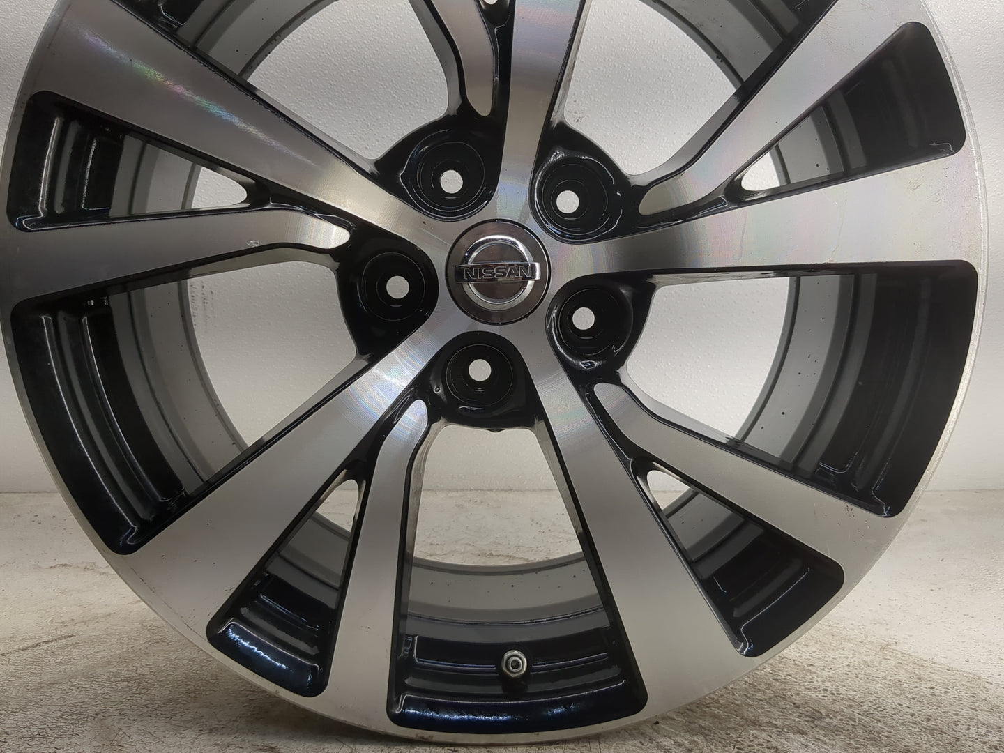 2016-2018 Nissan Maxima Oem Wheel Rim - Oemusedautoparts1.com