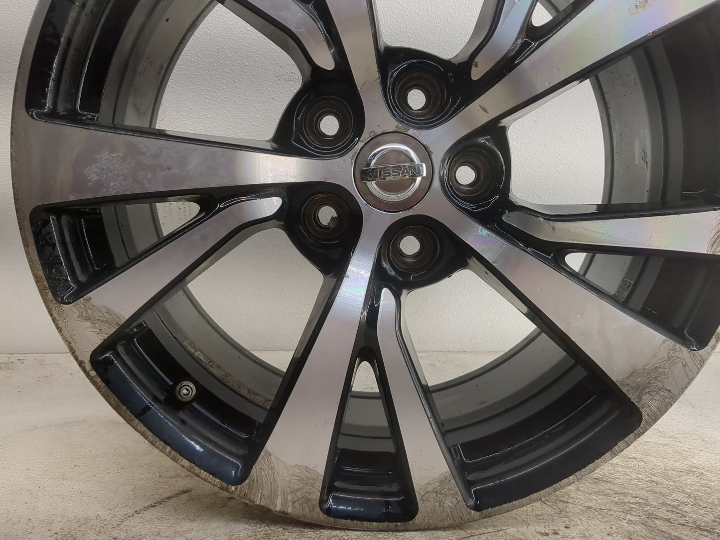 2016-2018 Nissan Maxima Oem Wheel Rim - Oemusedautoparts1.com