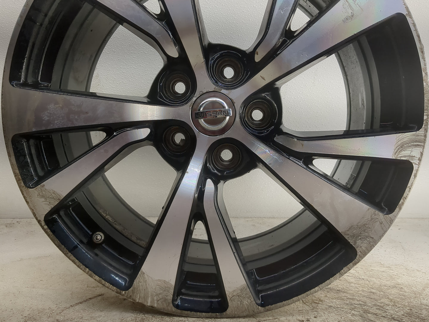 2016-2018 Nissan Maxima Oem Wheel Rim - Oemusedautoparts1.com