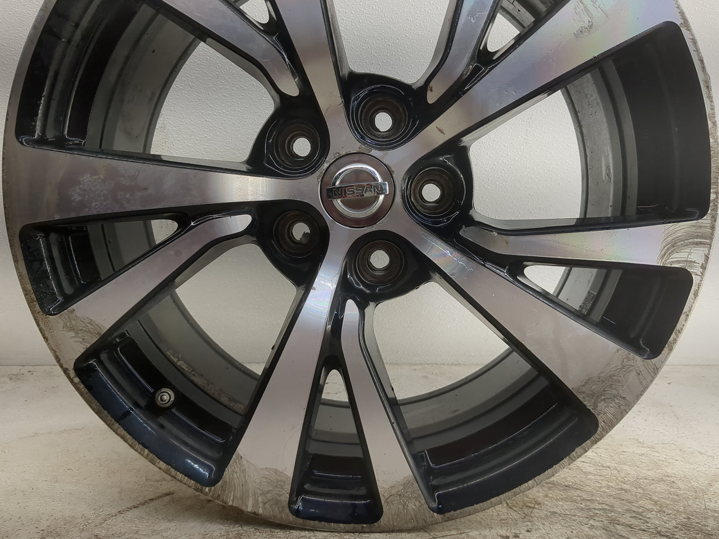 2016-2018 Nissan Maxima Oem Wheel Rim - Oemusedautoparts1.com