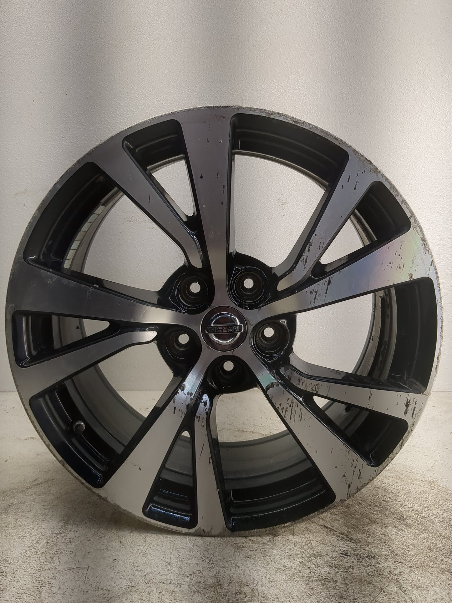2016-2018 Nissan Maxima Oem Wheel Rim - Oemusedautoparts1.com