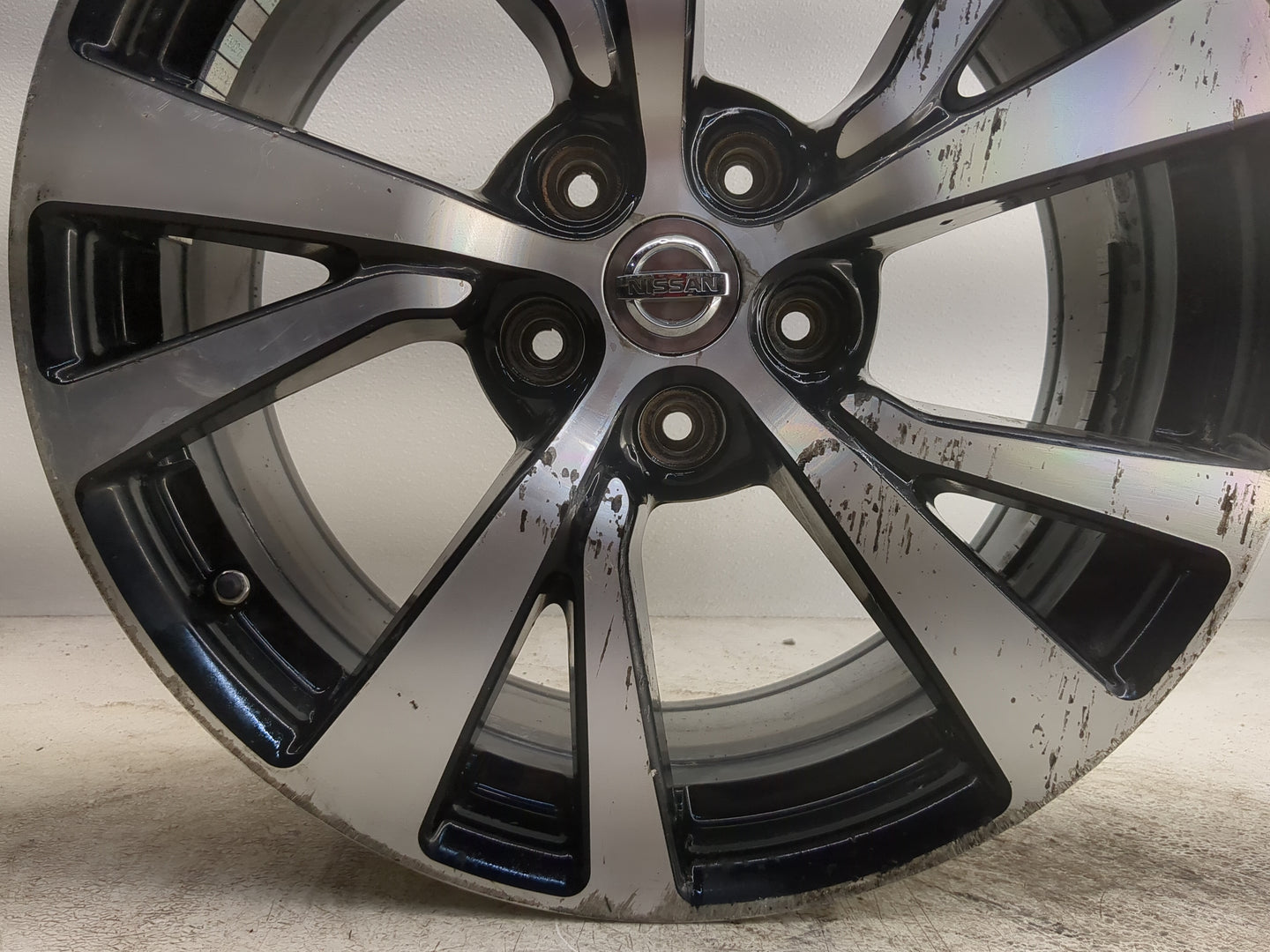2016-2018 Nissan Maxima Oem Wheel Rim - Oemusedautoparts1.com