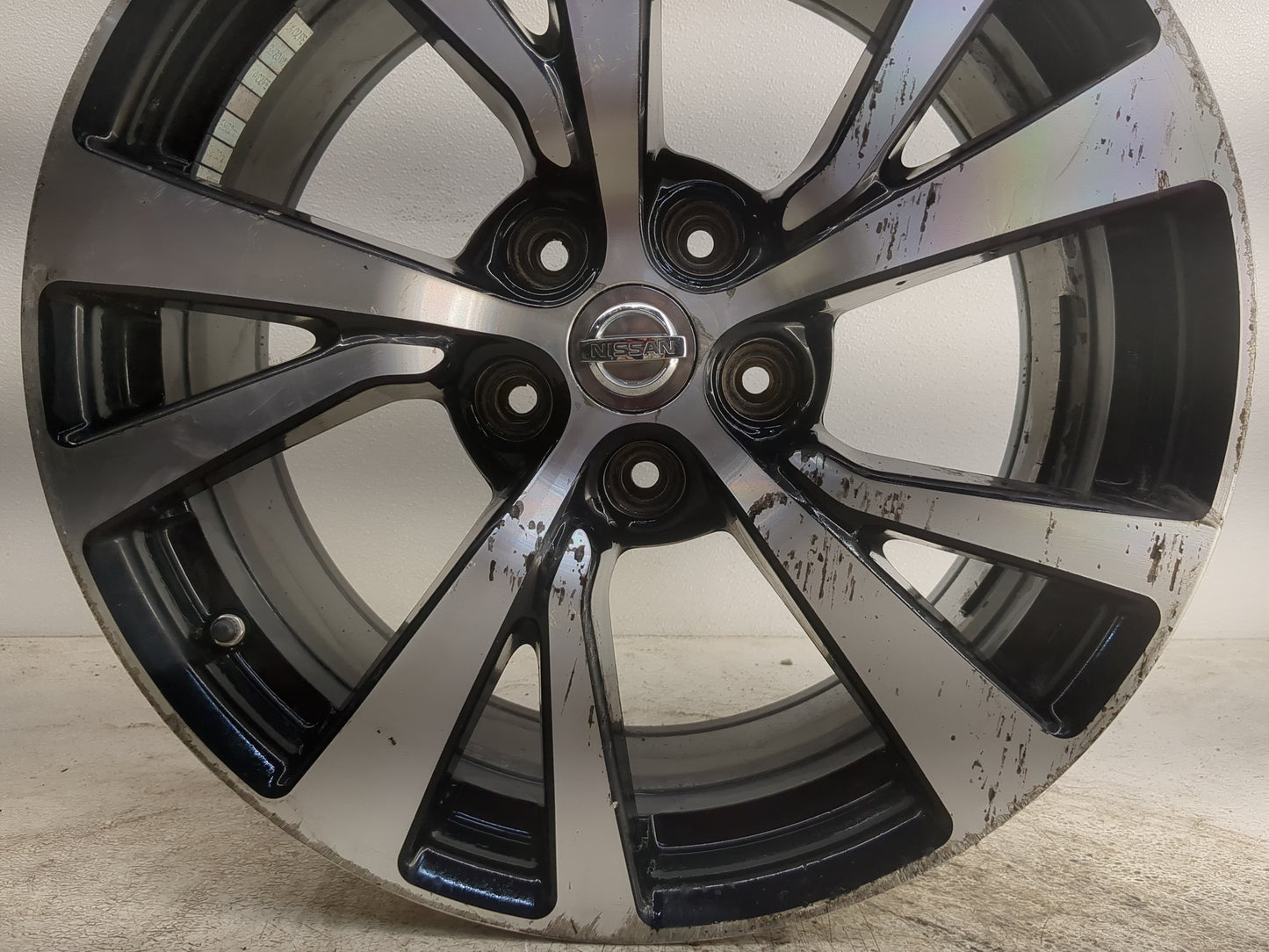 2016-2018 Nissan Maxima Oem Wheel Rim - Oemusedautoparts1.com