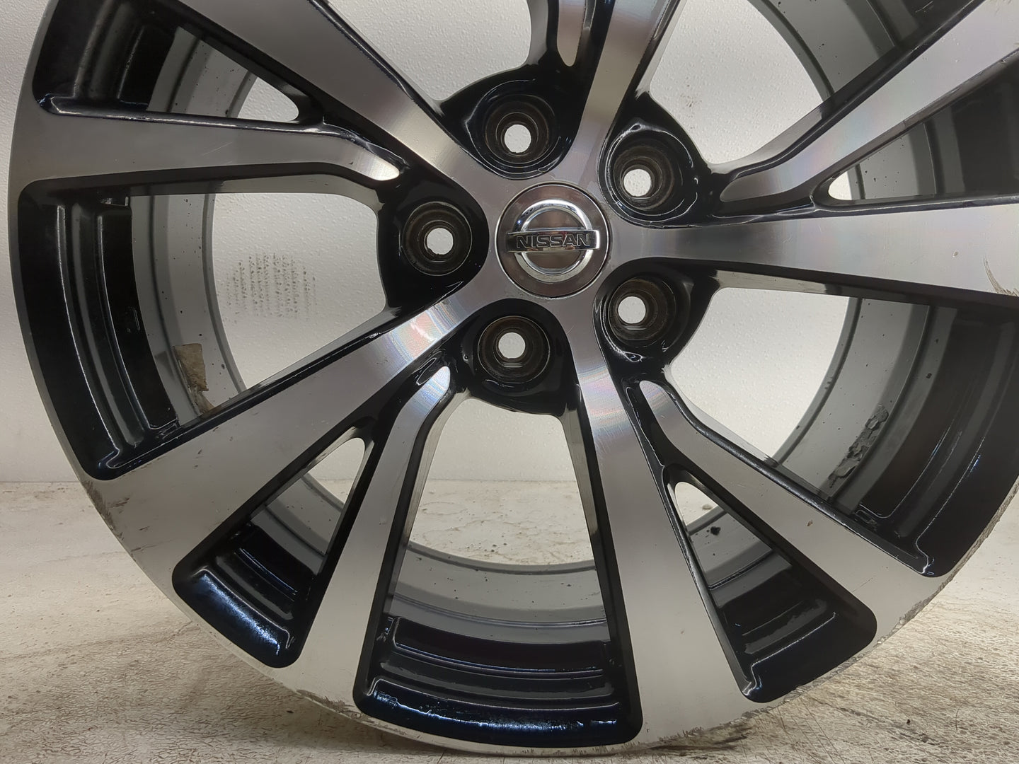 2016-2018 Nissan Maxima Oem Wheel Rim - Oemusedautoparts1.com