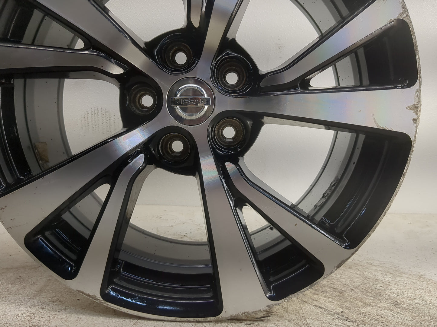 2016-2018 Nissan Maxima Oem Wheel Rim - Oemusedautoparts1.com