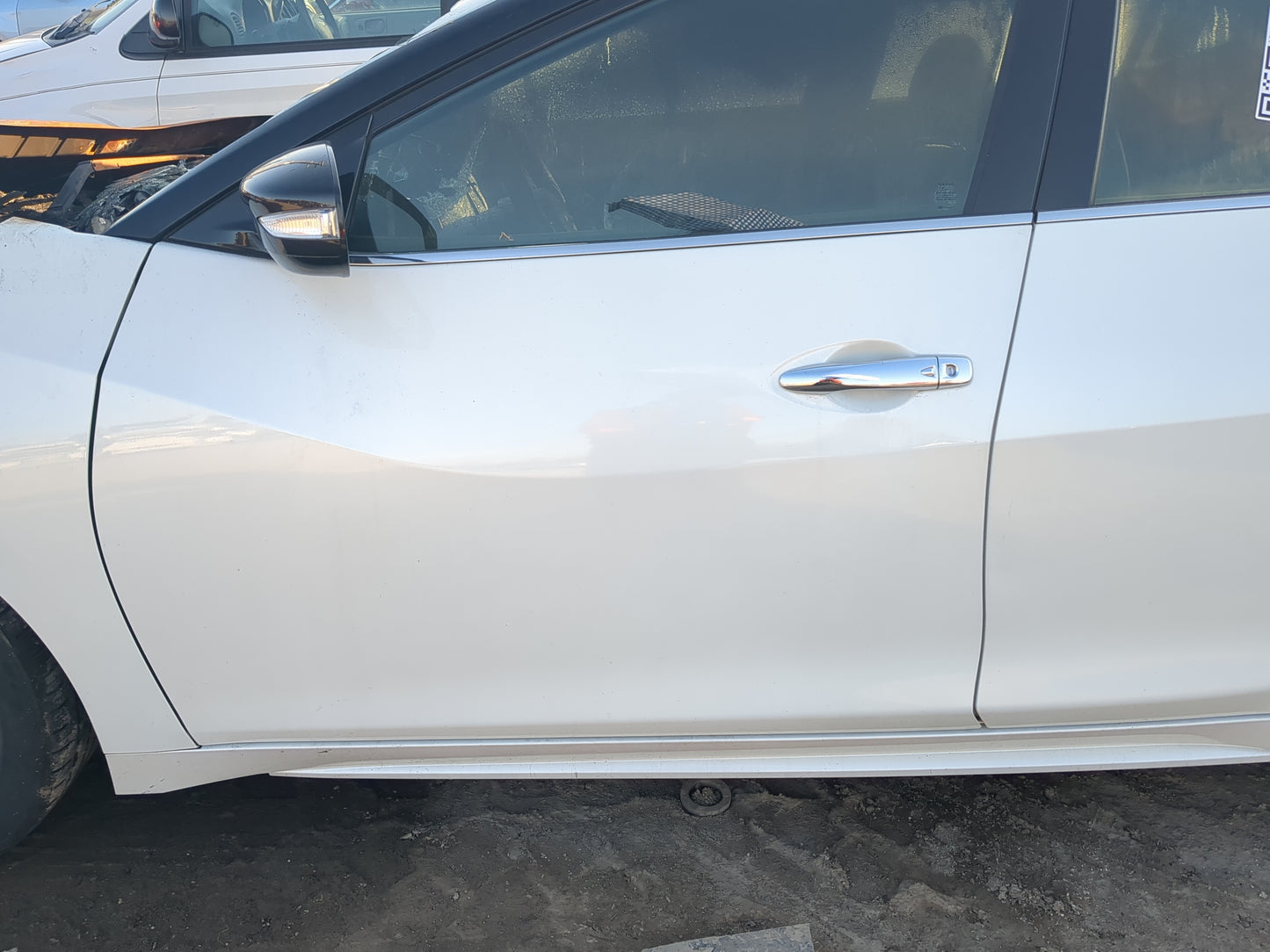 2016-2020 Nissan Maxima Driver Front Door Oem - Oemusedautoparts1.com
