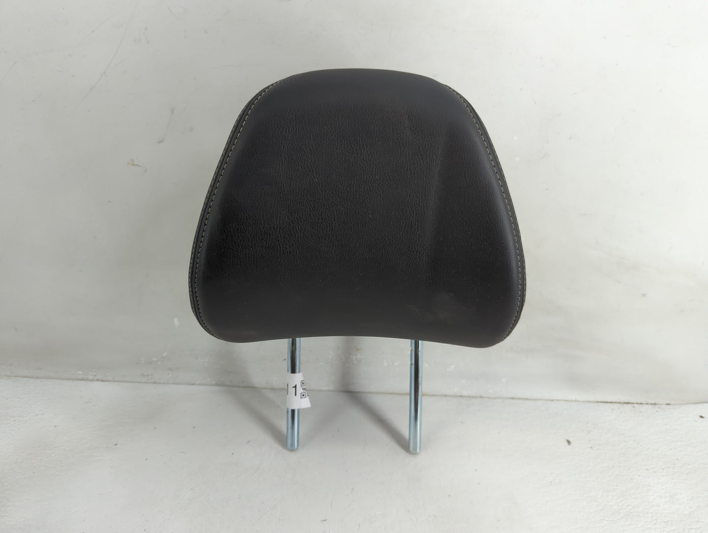 2017 Nissan Maxima Headrest Head Rest Front Driver Passenger Seat Fits OEM Used Auto Parts - Oemusedautoparts1.com