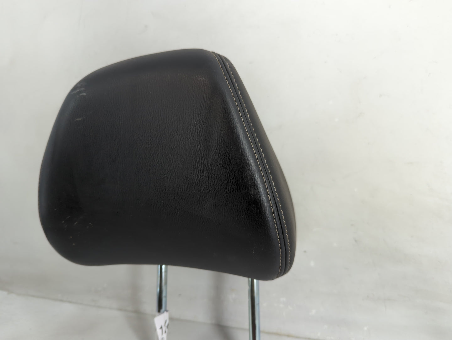 2017 Nissan Maxima Headrest Head Rest Front Driver Passenger Seat Fits OEM Used Auto Parts - Oemusedautoparts1.com