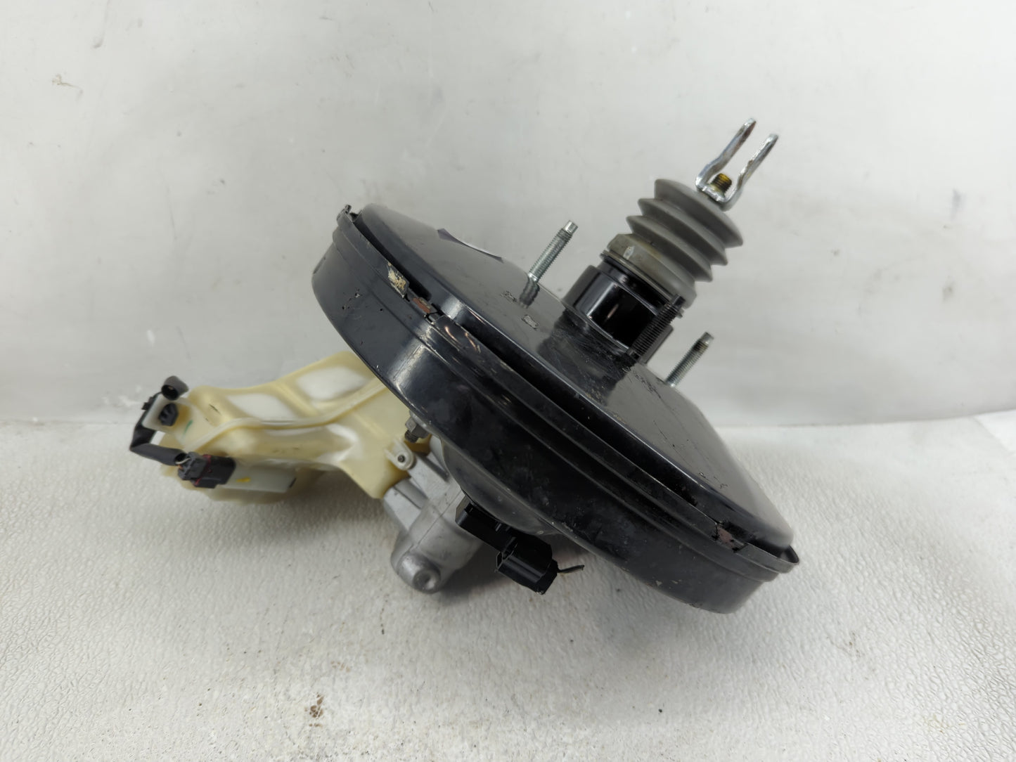 2016-2021 Nissan Maxima Power Brake Booster Oem 1290567 - Oemusedautoparts1.com