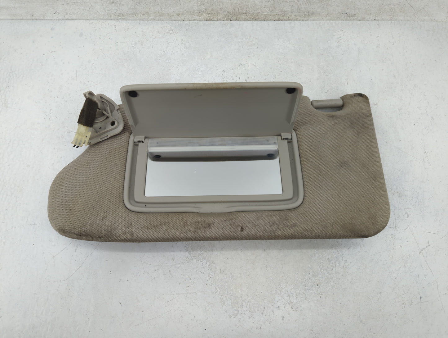 2016-2017 Nissan Maxima Sun Visor Shade Replacement Passenger Right Mirror Fits Fits 2016 2017 OEM Used Auto Parts - Oemused