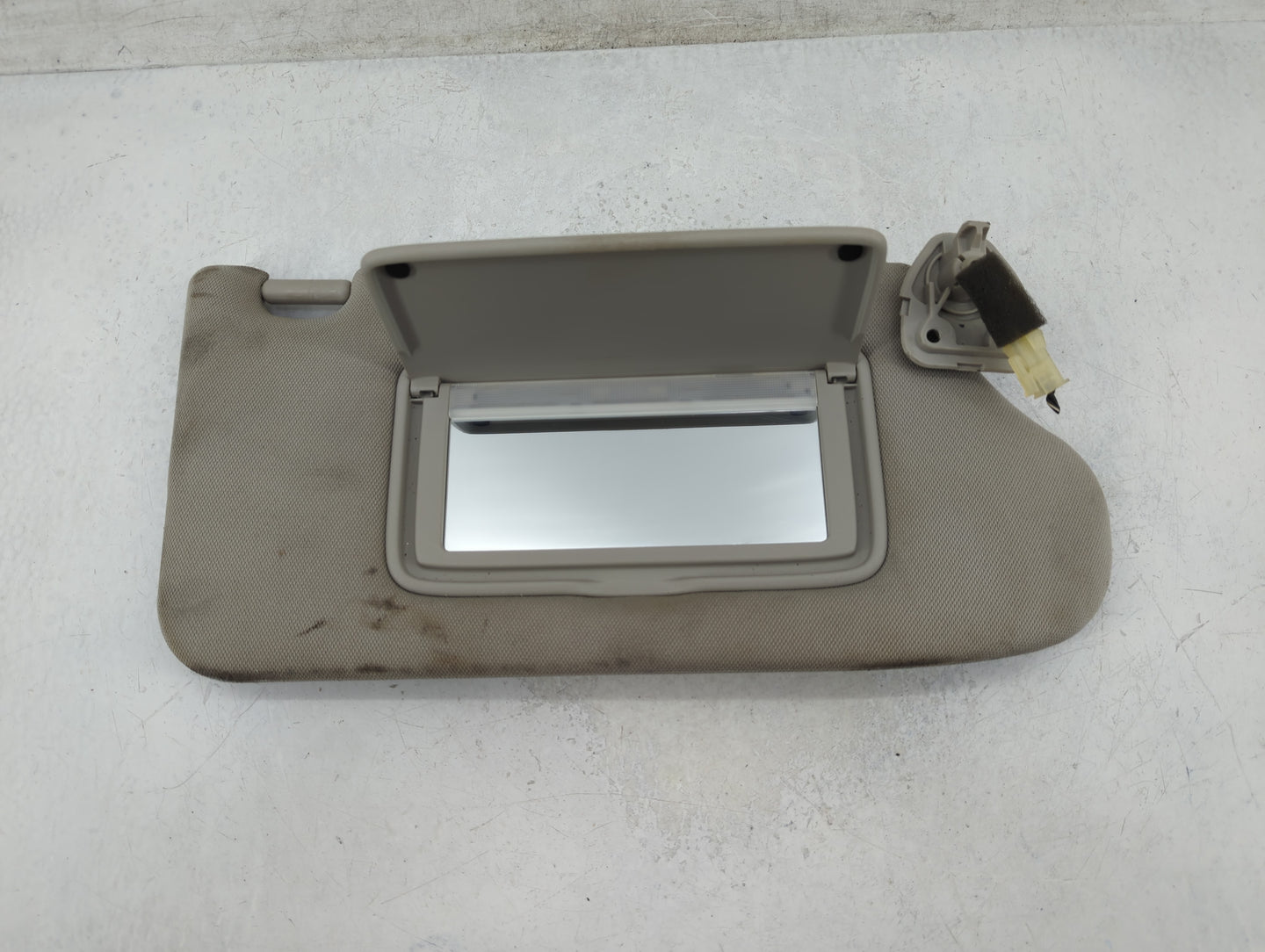 2016-2017 Nissan Maxima Sun Visor Shade Replacement Passenger Right Mirror Fits Fits 2016 2017 OEM Used Auto Parts - Oemused