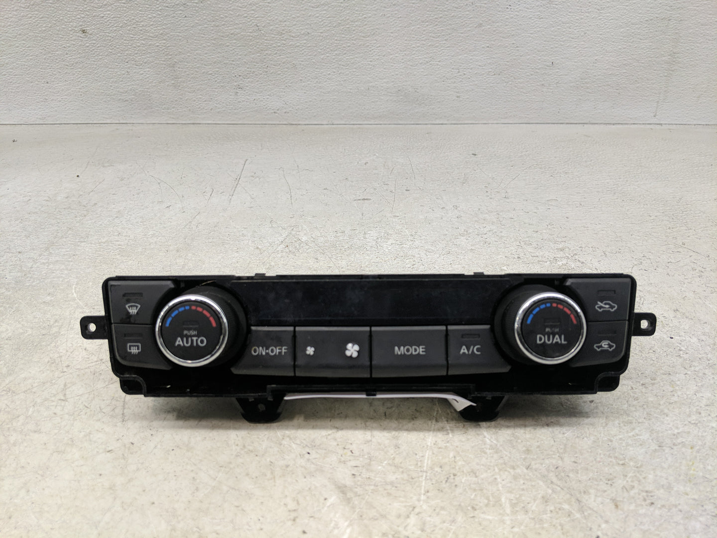 2016-2021 Nissan Maxima Climate Control Module Temperature AC/Heater Replacement P/N:27500 4RA0A Fits OEM Used Auto Parts - 