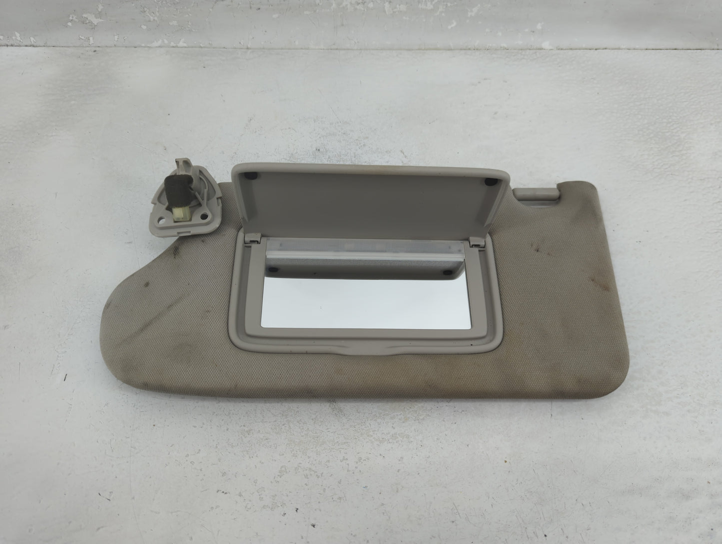 2016-2017 Nissan Maxima Sun Visor Shade Replacement Passenger Right Mirror Fits Fits 2016 2017 OEM Used Auto Parts - Oemused