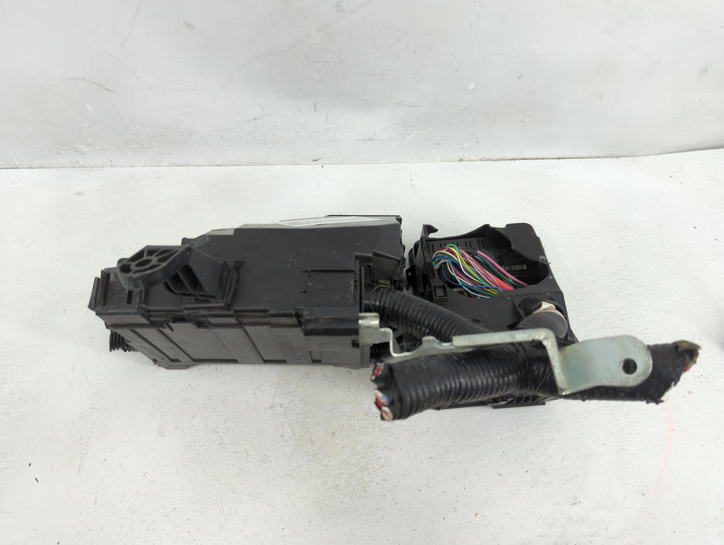 2016-2021 Nissan Maxima Fusebox Fuse Box Panel Relay Module Fits Fits 2016 2017 2018 2019 2020 2021 OEM Used Auto Parts - Oe