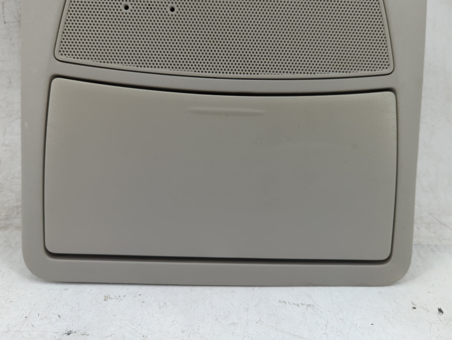 2017 Nissan Maxima Overhead Roof Console - Oemusedautoparts1.com
