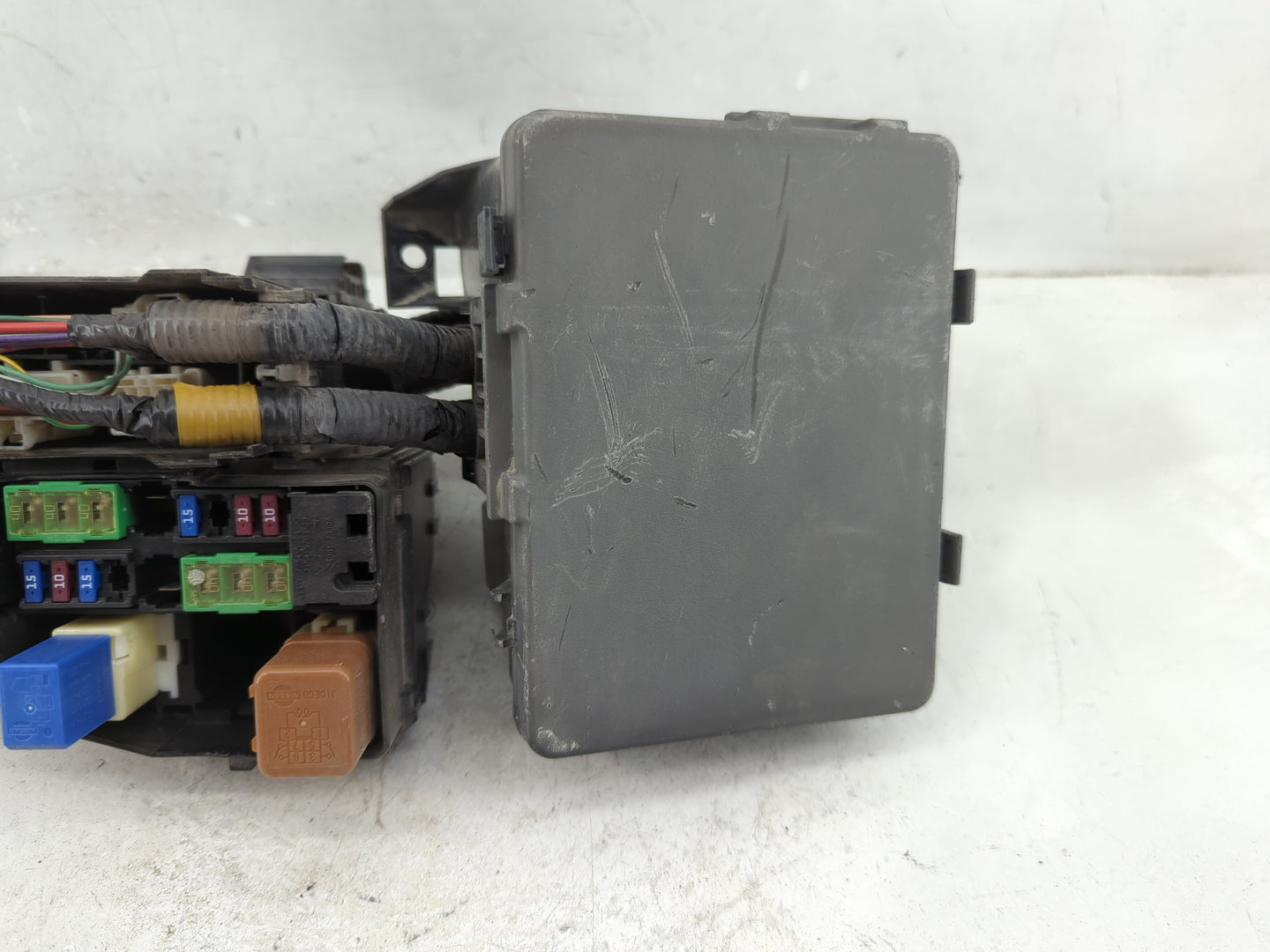 2016-2021 Nissan Maxima Fusebox Fuse Box Panel Relay Module Fits Fits 2016 2017 2018 2019 2020 2021 OEM Used Auto Parts - Oe