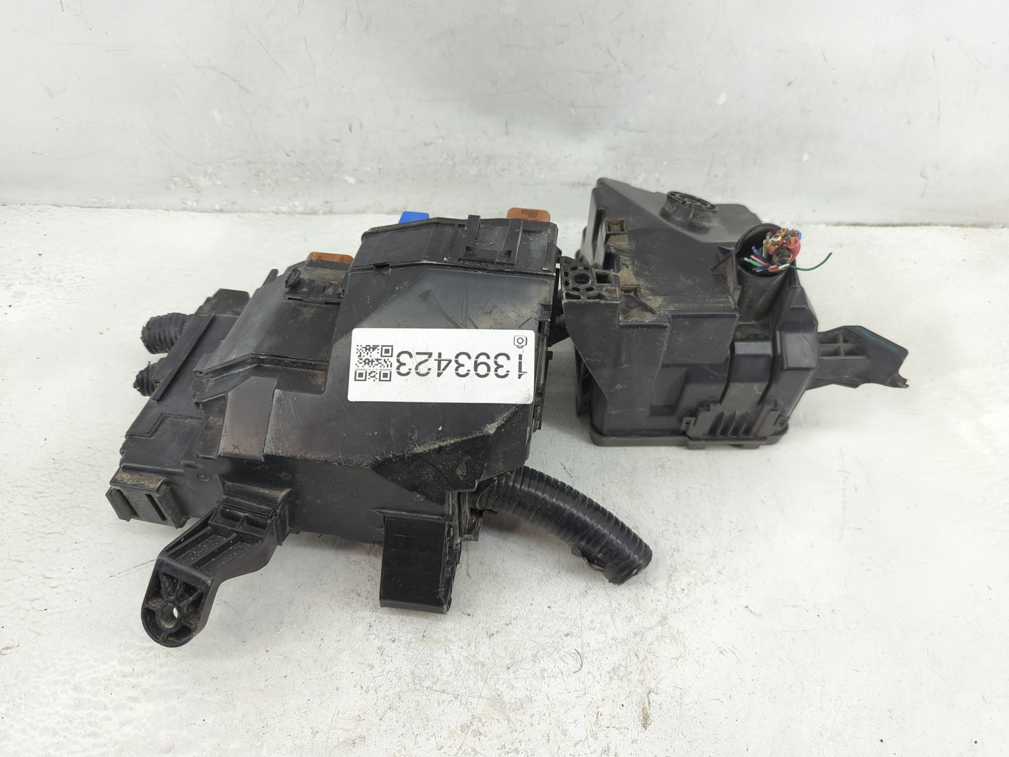 2016-2021 Nissan Maxima Fusebox Fuse Box Panel Relay Module Fits Fits 2016 2017 2018 2019 2020 2021 OEM Used Auto Parts - Oe