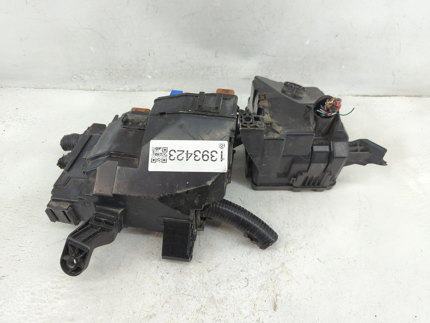 2016-2021 Nissan Maxima Fusebox Fuse Box Panel Relay Module Fits Fits 2016 2017 2018 2019 2020 2021 OEM Used Auto Parts - Oe