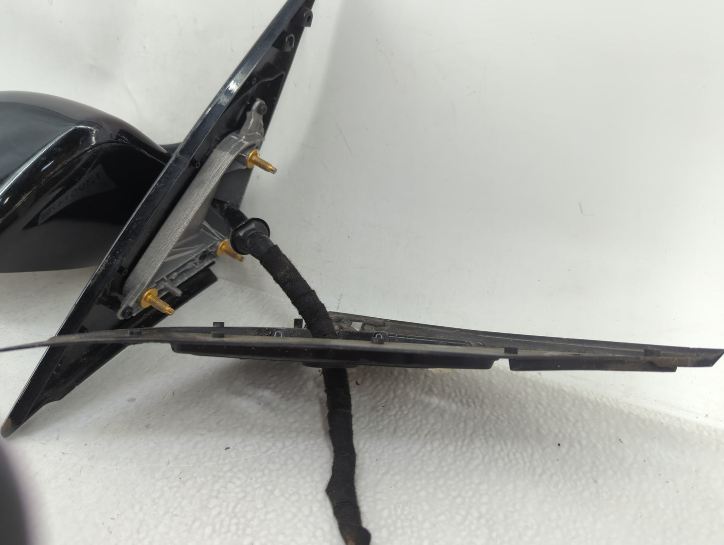 2016-2020 Nissan Maxima Driver Side View Mirror - Left Door Mirror OEM Used - Oemusedautoparts1.com