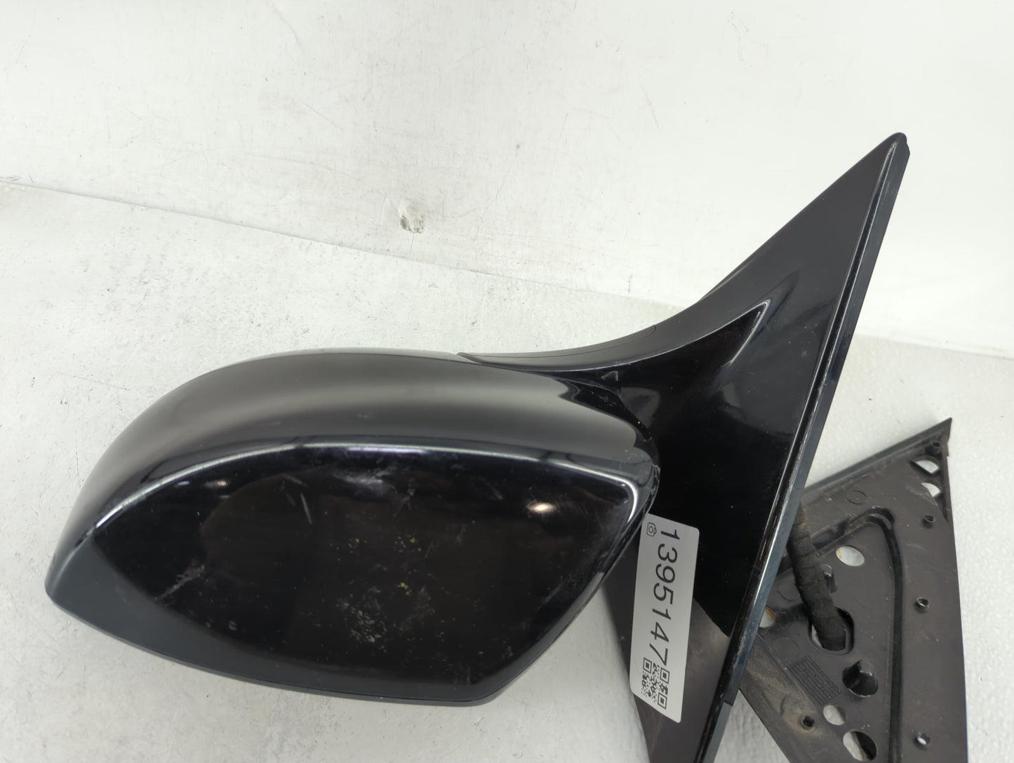 2016-2020 Nissan Maxima Driver Side View Mirror - Left Door Mirror OEM Used - Oemusedautoparts1.com