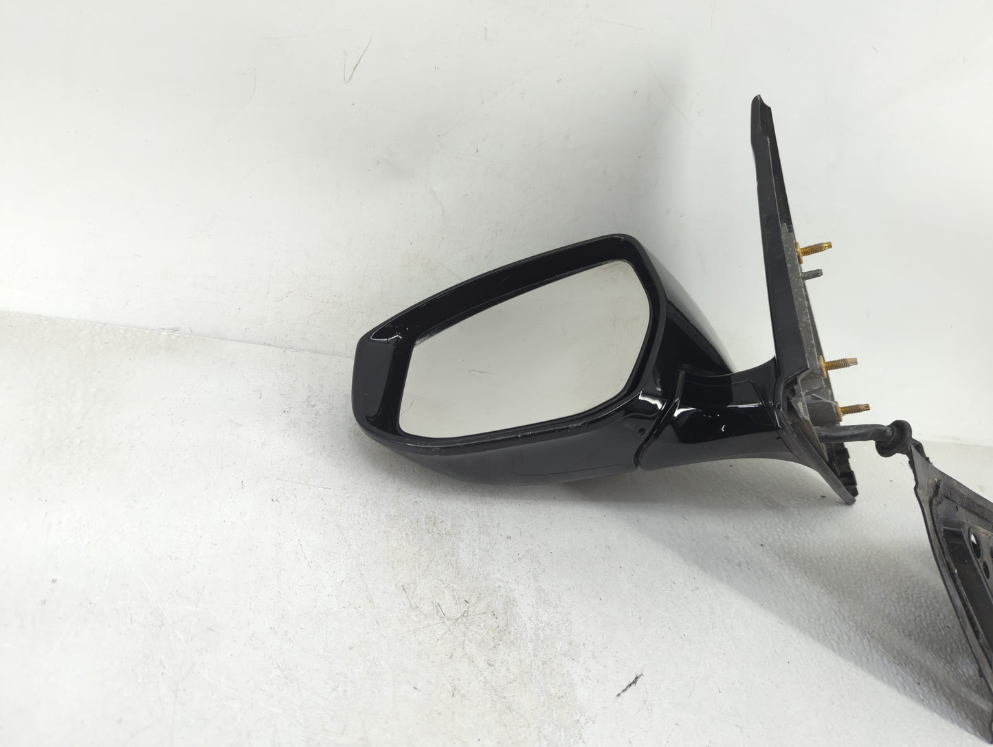 2016-2020 Nissan Maxima Driver Side View Mirror - Left Door Mirror OEM Used - Oemusedautoparts1.com