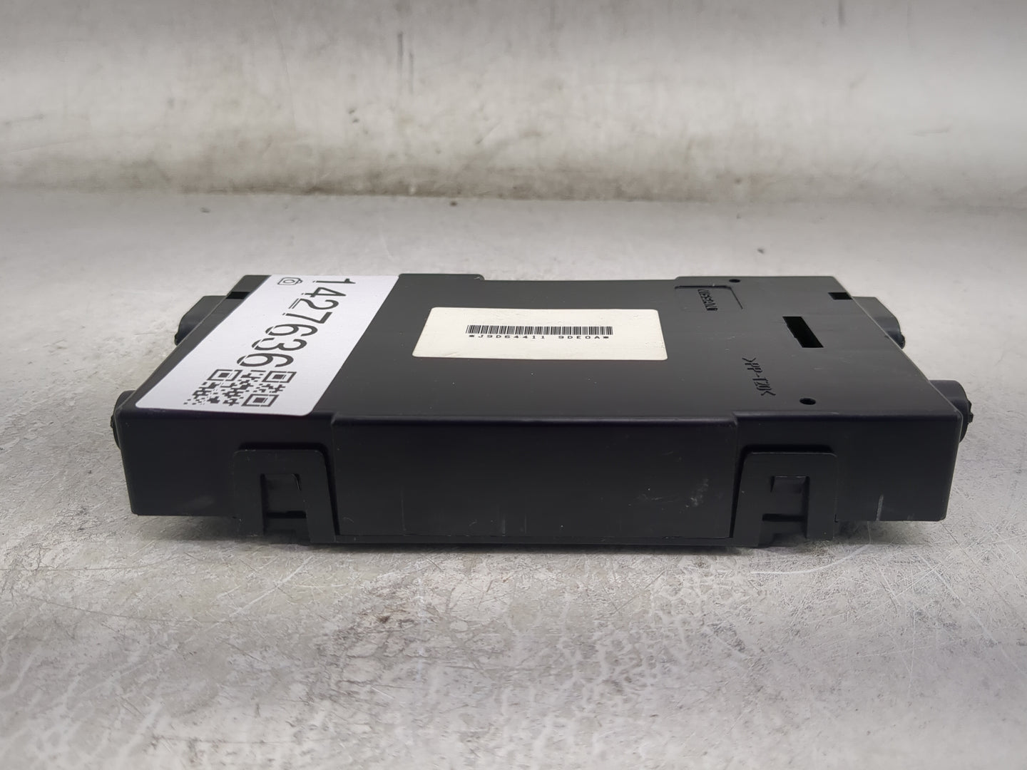 2016-2018 Nissan Maxima Radio AM FM Cd Player Receiver Replacement P/N:277609DE0A Fits Fits 2016 2017 2018 OEM Used Auto Par