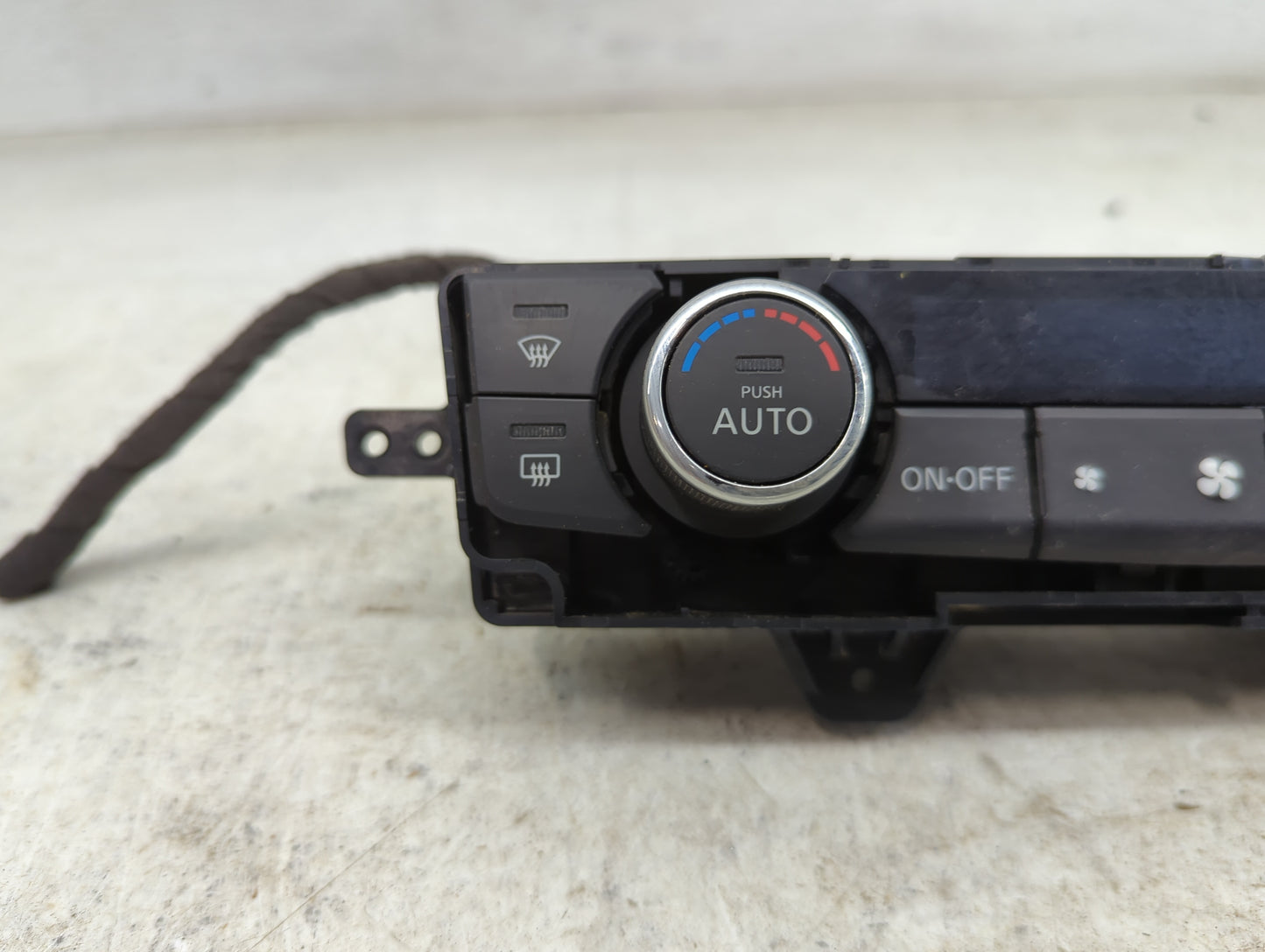 2016-2021 Nissan Maxima Climate Control Module Temperature AC/Heater Replacement P/N:27500 4RA0A Fits OEM Used Auto Parts - 