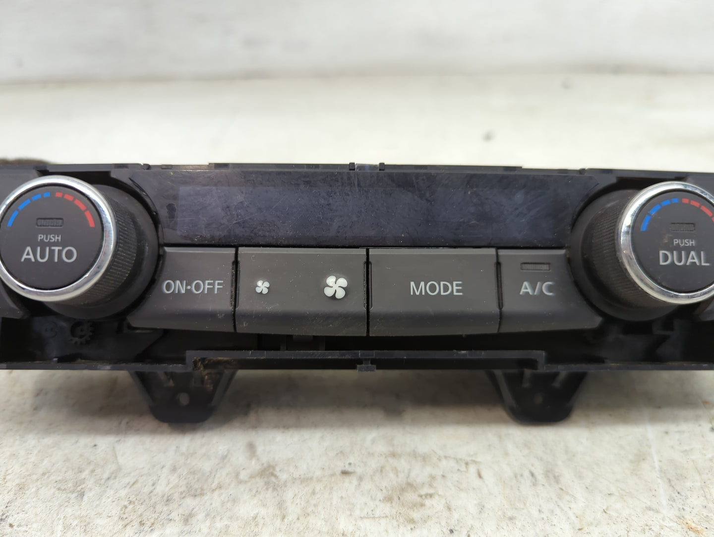 2016-2021 Nissan Maxima Climate Control Module Temperature AC/Heater Replacement P/N:27500 4RA0A Fits OEM Used Auto Parts - 