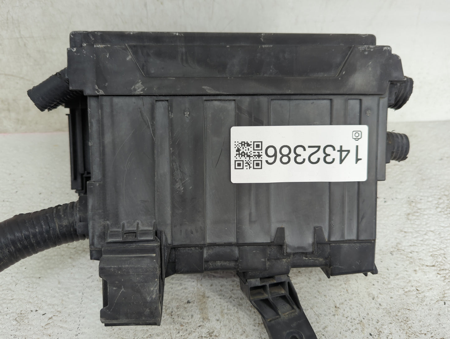 2016-2021 Nissan Maxima Fusebox Fuse Box Panel Relay Module Fits Fits 2016 2017 2018 2019 2020 2021 OEM Used Auto Parts - Oe