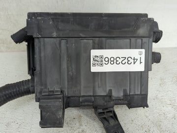 2016-2021 Nissan Maxima Fusebox Fuse Box Panel Relay Module Fits Fits 2016 2017 2018 2019 2020 2021 OEM Used Auto Parts - Oe