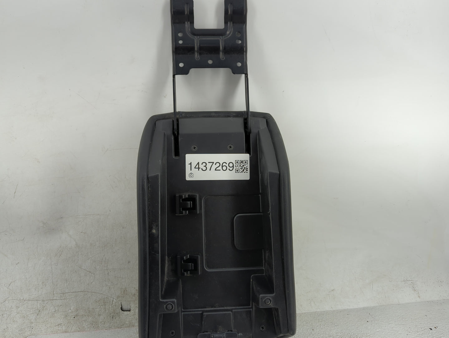 2017 Nissan Maxima Center Console Armrest Cover Lid Fits OEM Used Auto Parts - Oemusedautoparts1.com