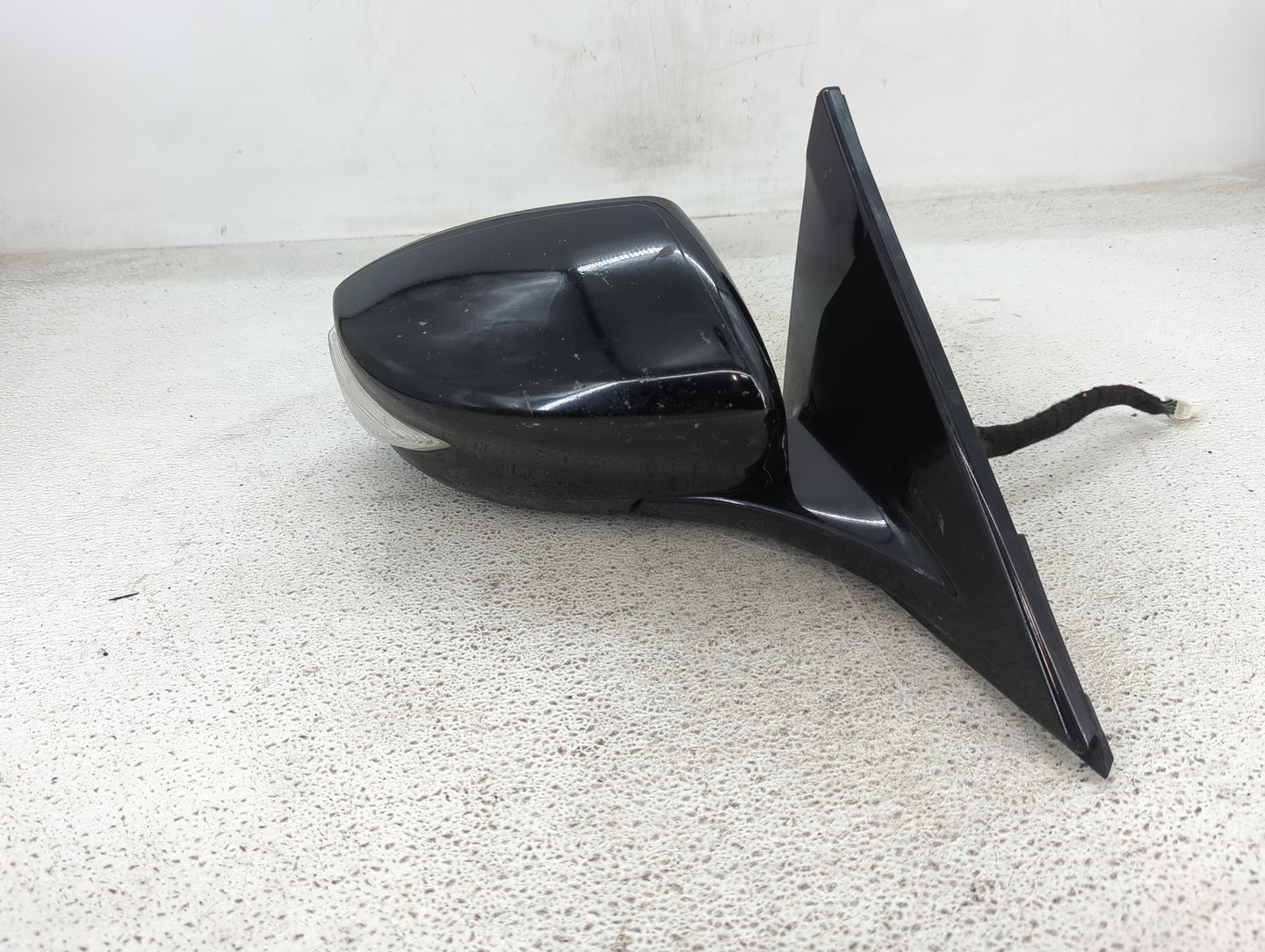 2016-2020 Nissan Maxima Passenger Side View Mirror - Right Door Mirror OEM Used - Oemusedautoparts1.com