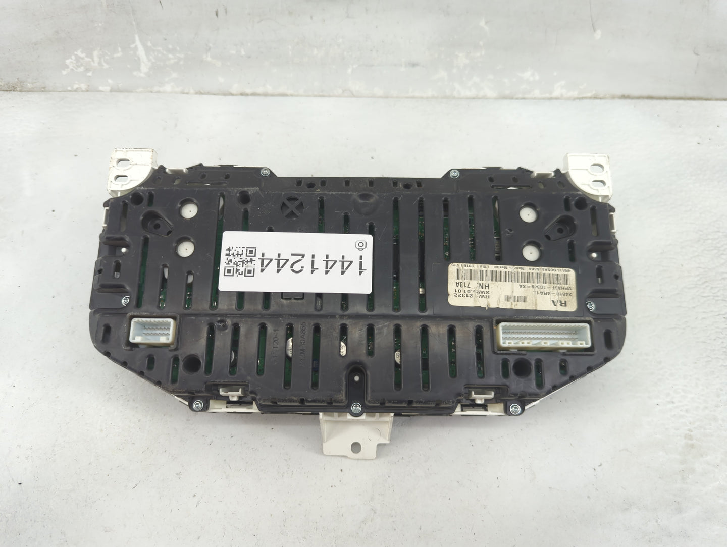 2016-2017 Nissan Maxima Instrument Cluster Speedometer Gauges P/N:24810-4RA1A VPHA5F-10349-SA Fits Fits 2016 2017 OEM Used A