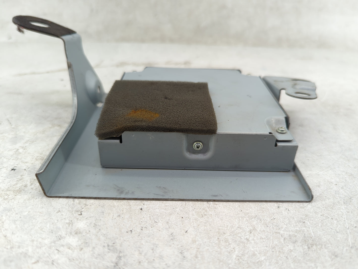 2017-2018 Nissan Maxima Body Control Module Bcm Inner Cabin Fuse Box - Oemusedautoparts1.com