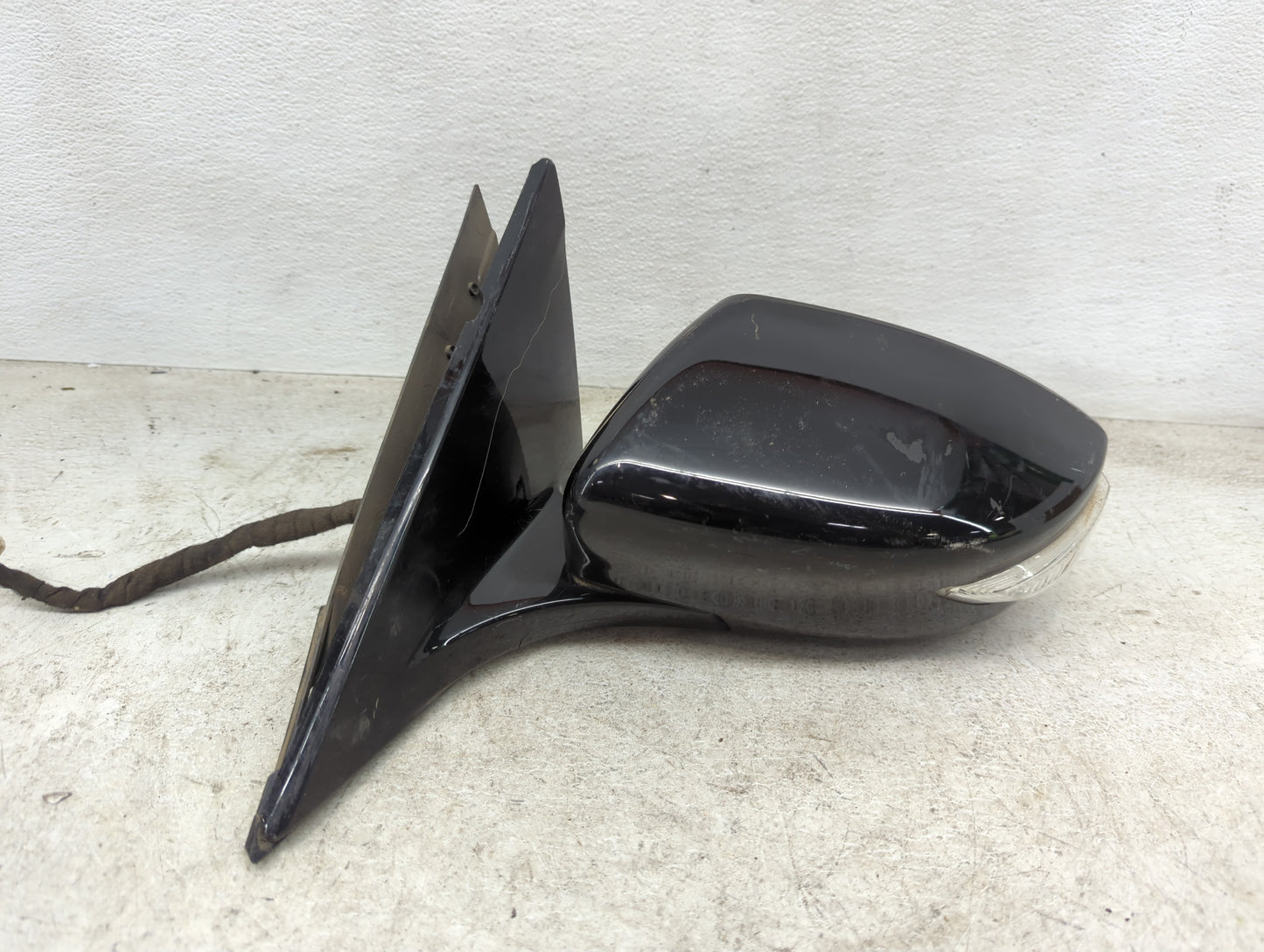 2016-2020 Nissan Maxima Driver Side View Mirror - Left Door Mirror OEM Used - Oemusedautoparts1.com