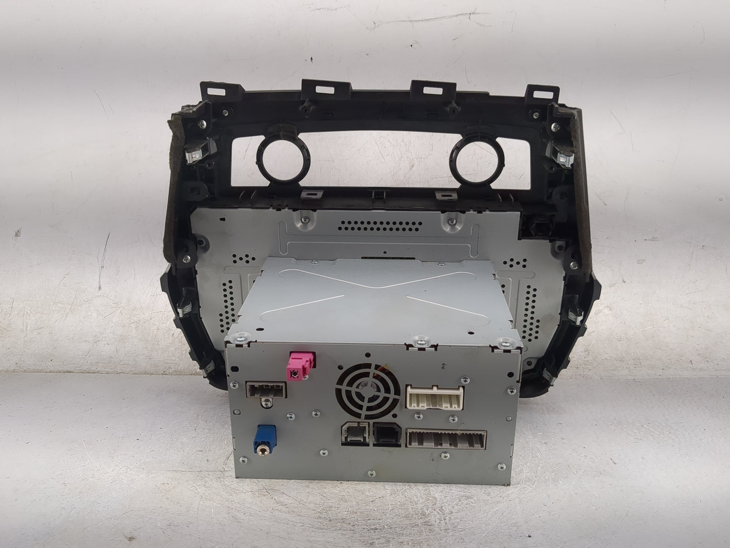 2017 Nissan Maxima Radio AM FM Cd Player Receiver Replacement P/N:259159DD0A QY-8500 Fits OEM Used Auto Parts - Oemusedautop
