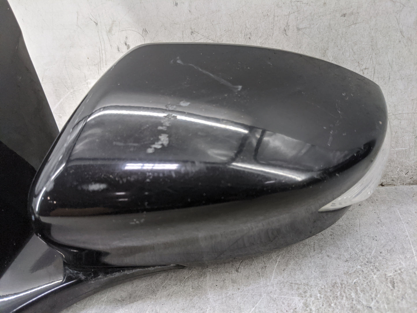 2016-2020 Nissan Maxima Driver Side View Mirror - Left Door Mirror OEM Used - Oemusedautoparts1.com